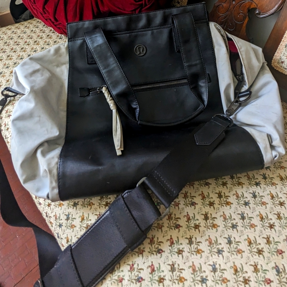Lululemon Yoga/Gym bag